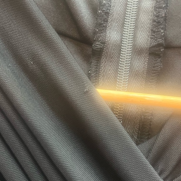 Tadashi Shoji Collection Silk Taffeta A-line Black Party Dress Cross Top Size 8 - Picture 12 of 13